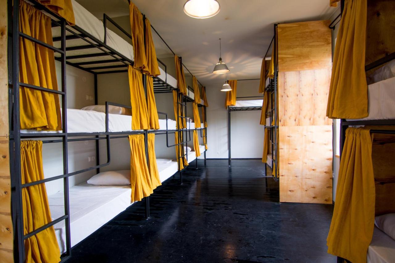 Karma Hostel Martvili Exteriör bild